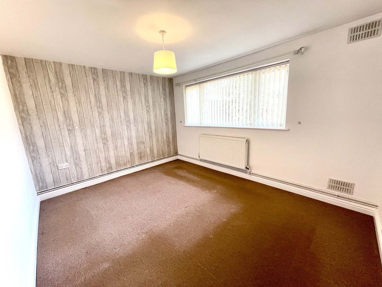 2 Bed Flat, Farr Drive, CV4 photo 5