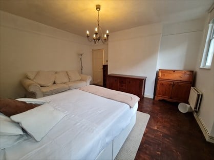 3 bed flat/apartment for rent in Haringey