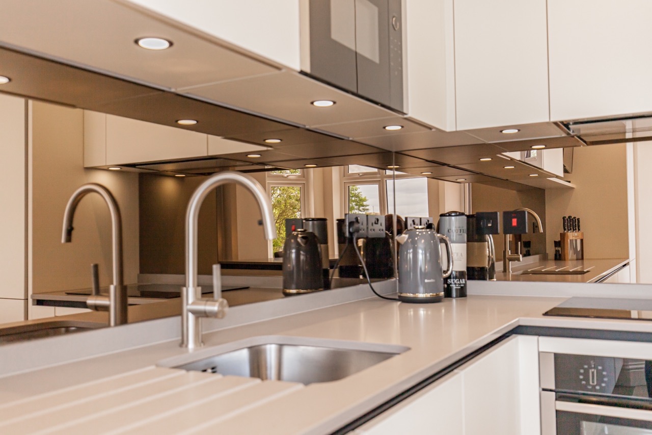 2 Bed Flat, Crescent Court, OX4 photo 4