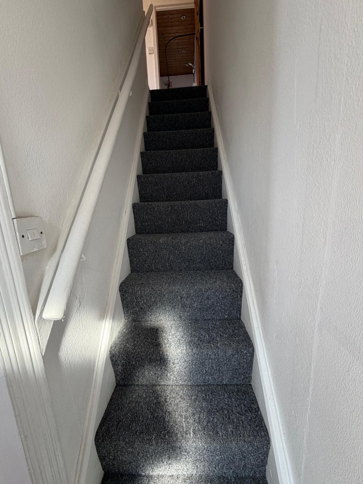 2 Bed Terraced House, Tintern St, M14 photo 5
