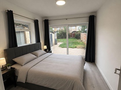 Room in a Shared House, Weymouth Road, UB4
