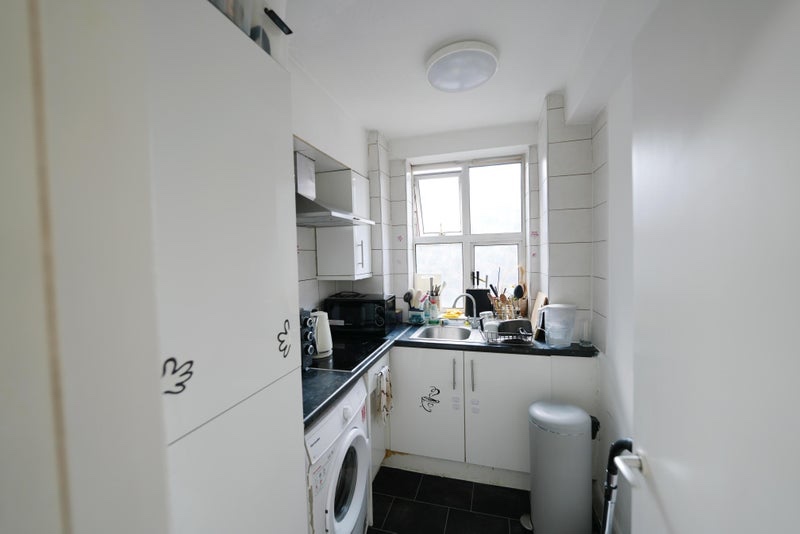 Room in a Shared Flat, Edgware Road, W2 photo 4
