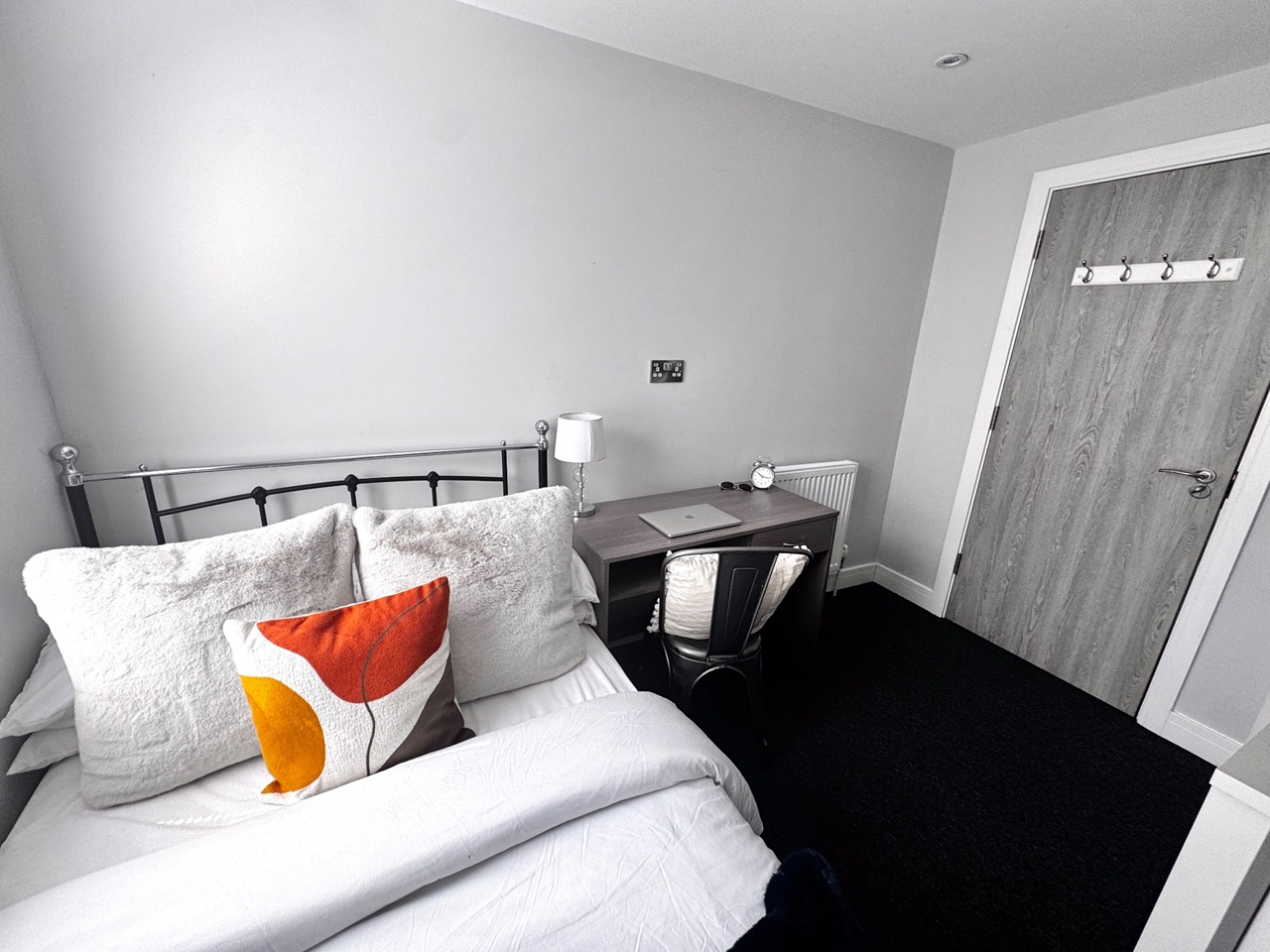 Room in a Shared House, Bear Road, BN2 photo 3