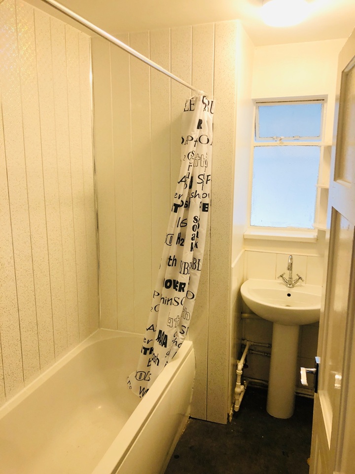 2 Bed Flat, Emburn House, LE3 photo 3