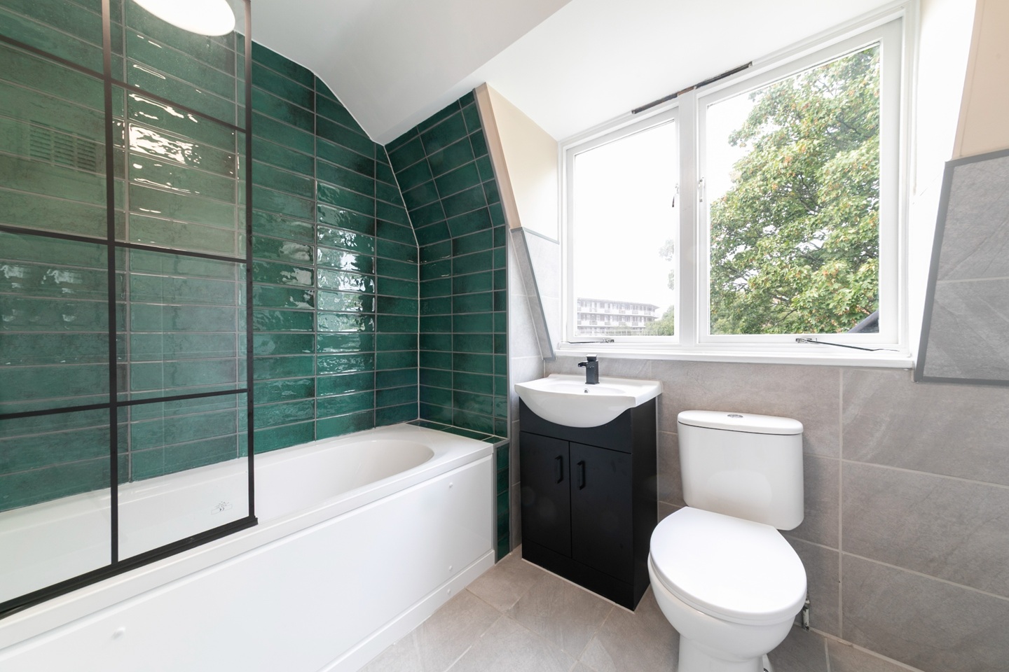 Studio Flat, Crowndale Road, NW1 photo 4