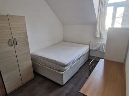 4 bed room for rent in Room in a Shared House, Cricklewood Broadway, NW2