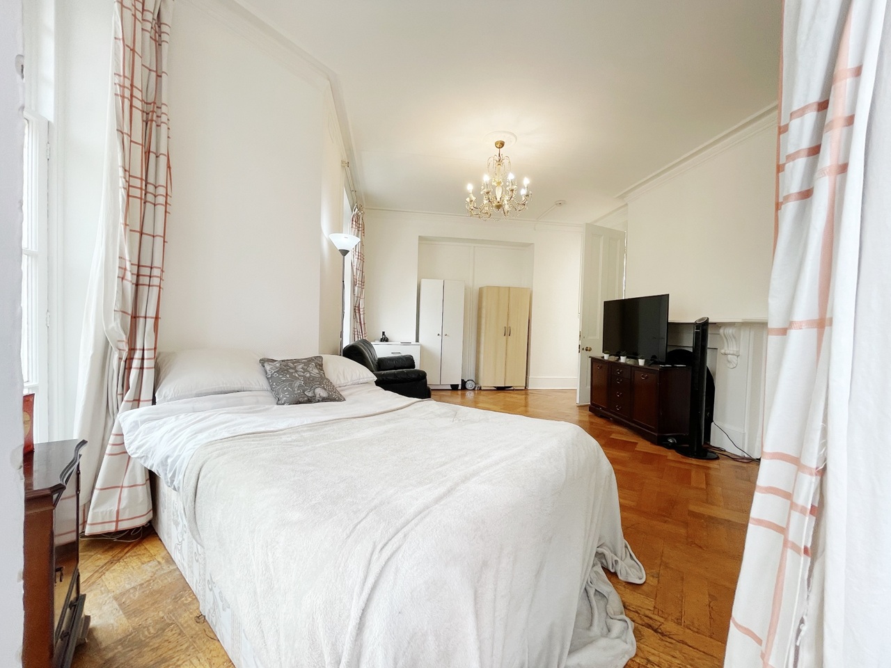 Room in a Shared Flat, Hyde Park Mansions, NW1 photo 3