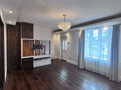 3 Bed Semi-Detached House, Digby Road, OL11