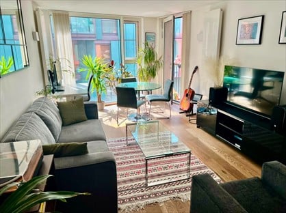 1 Bed Flat, Brewhouse Yard, EC1V