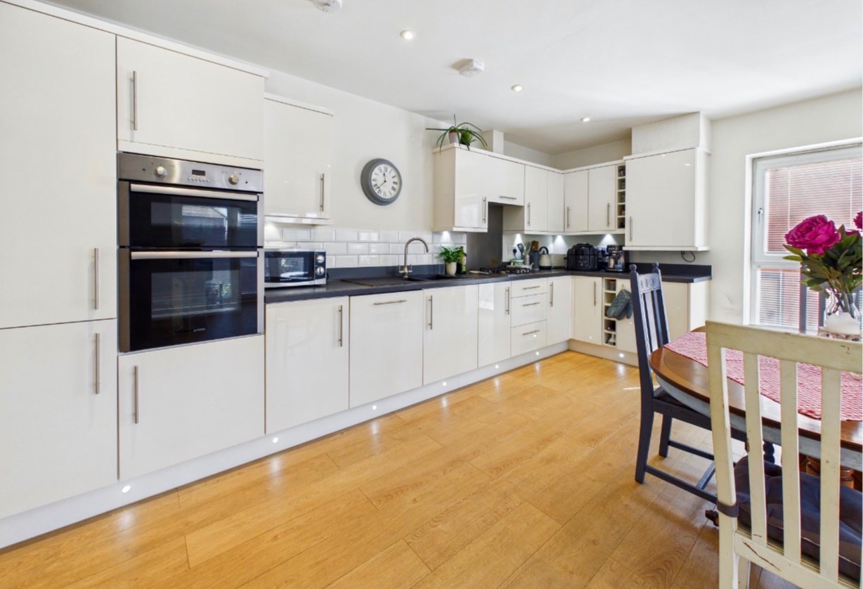 2 Bed Flat, Princess Road East, LE1