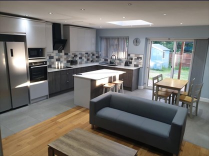 5 Bed Semi-Detached House, Worlds End Lane, B32