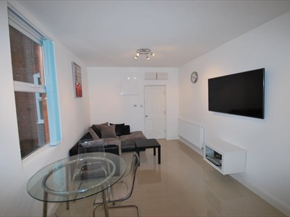 Room in a Shared House, Clara St, CV2