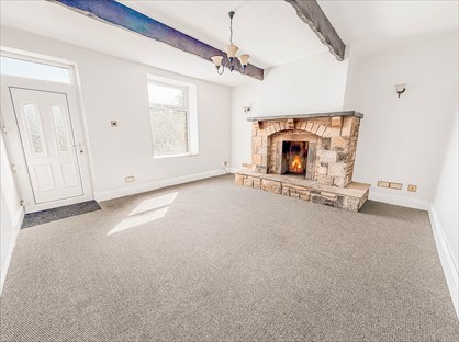 3 Bed Terraced House, Hightown, BB4