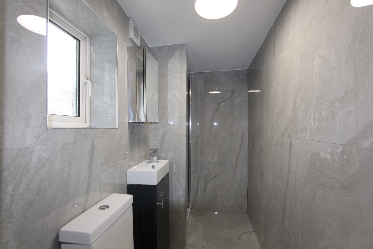 Studio Flat, Trundleys Road, SE8 photo 3