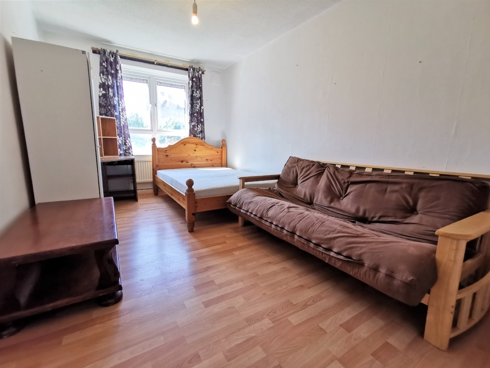 4 Bed Flat, Buckhurst House, N7 photo 2