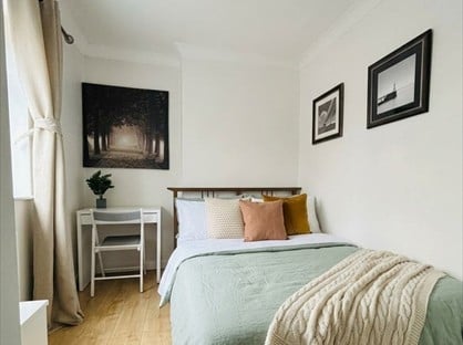 4 bed room for rent in Camden