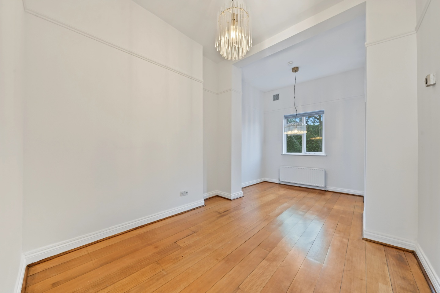 2 Bed Flat, Maclise Road, W14 photo 2