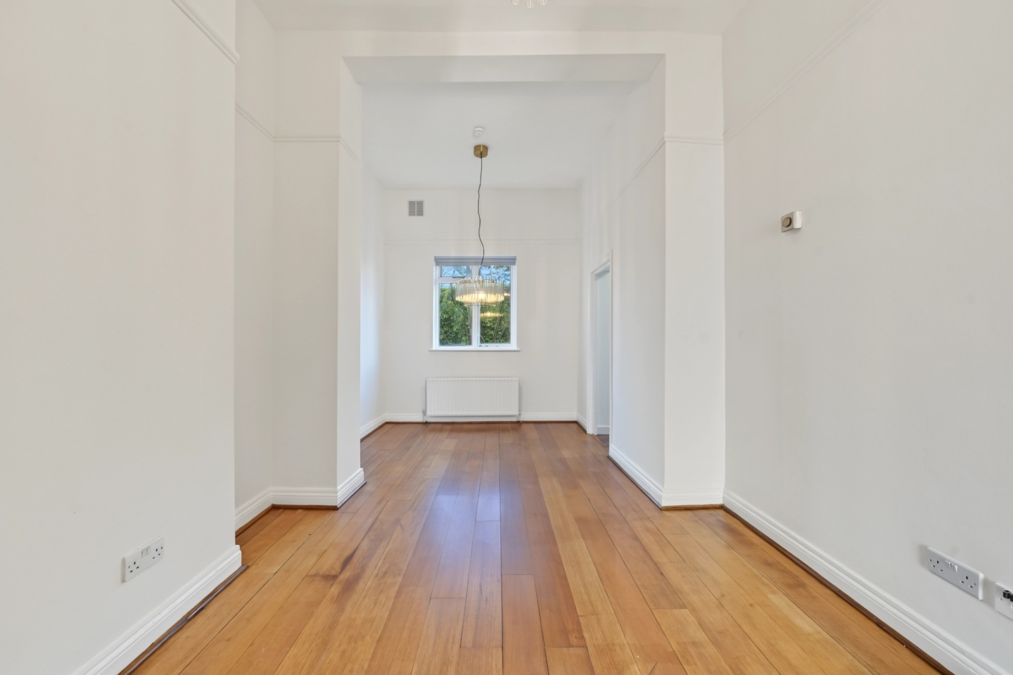 2 Bed Flat, Maclise Road, W14 photo 3