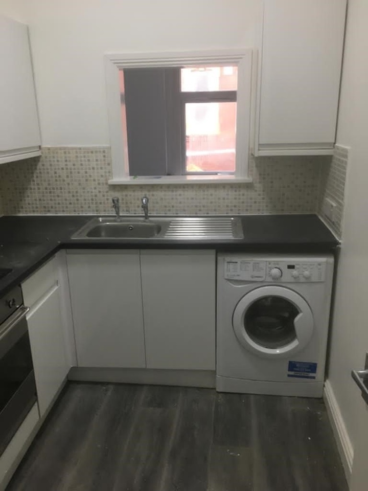 2 Bed Flat, Stapleton Road, BS5