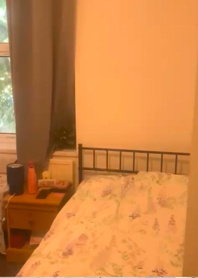 2 Bed Flat, Stapleton Road, BS5 photo 3
