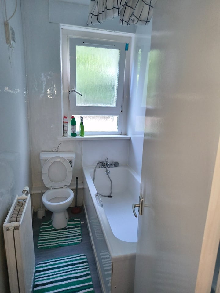 2 Bed Flat, Robroyston Avenue, G33 photo 4