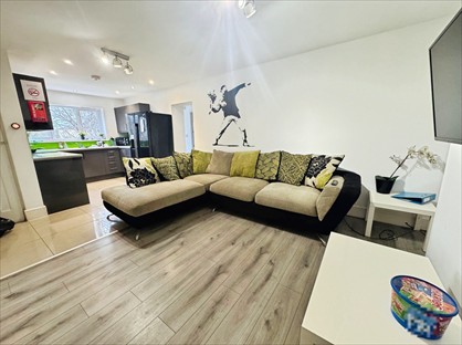 Room in a Shared House, Liverpool Road, ST5