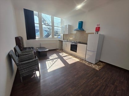 1 Bed Flat, Bute St, LU1
