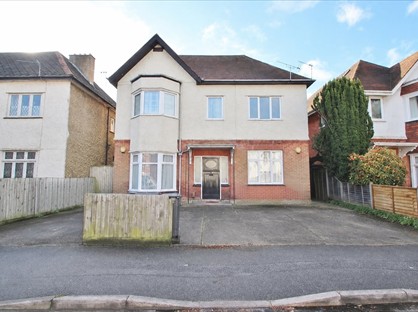 5 Bed Flat, Talbot Road, BH9