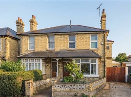 Room in a Shared House, Garden Walk, CB4