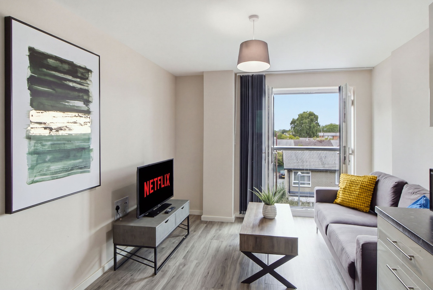 2 Bed Flat, Portcullis House, M15