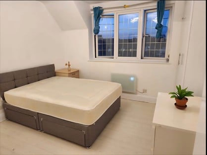 2 Bed Flat, Great West Road, TW5