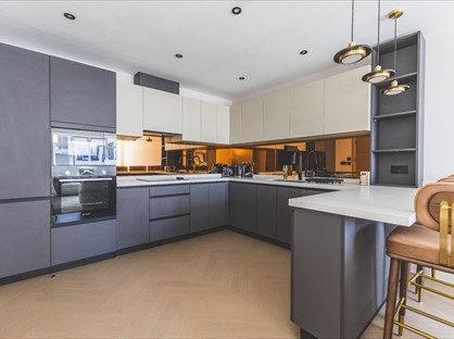 2 Bed Flat, Nile House, E1
