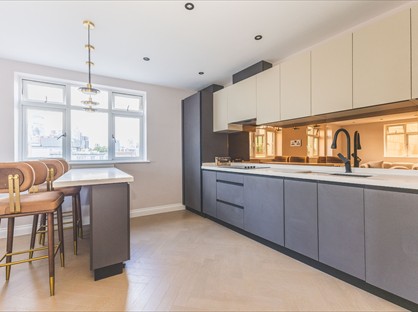 3 Bed Flat, Nile House, E1