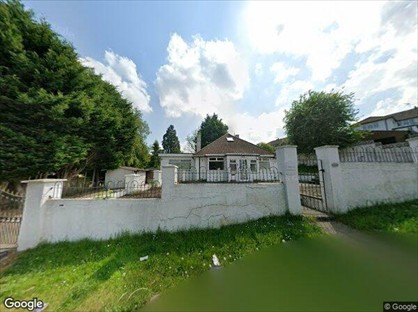 3 Bed Bungalow, Beechen Lane, KT20