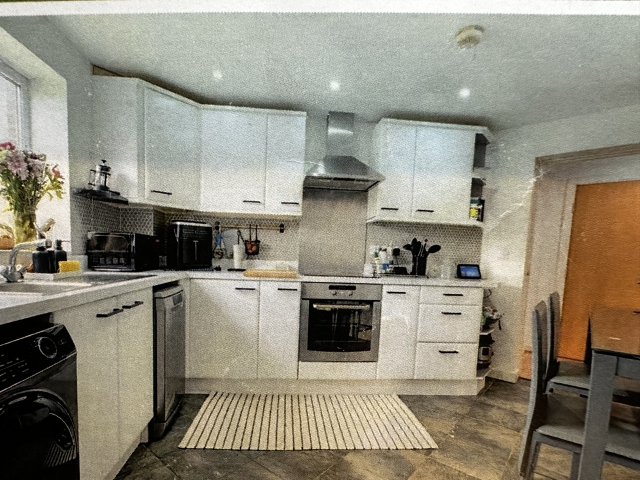 2 Bed Flat, Pavior Road, NG5 photo 3
