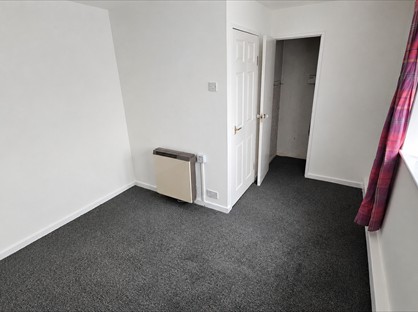 3 Bed Semi-Detached House, Temple St, WF10