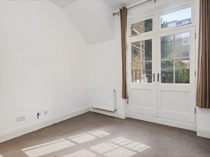 1 Bed Flat, Tunis Road, W12