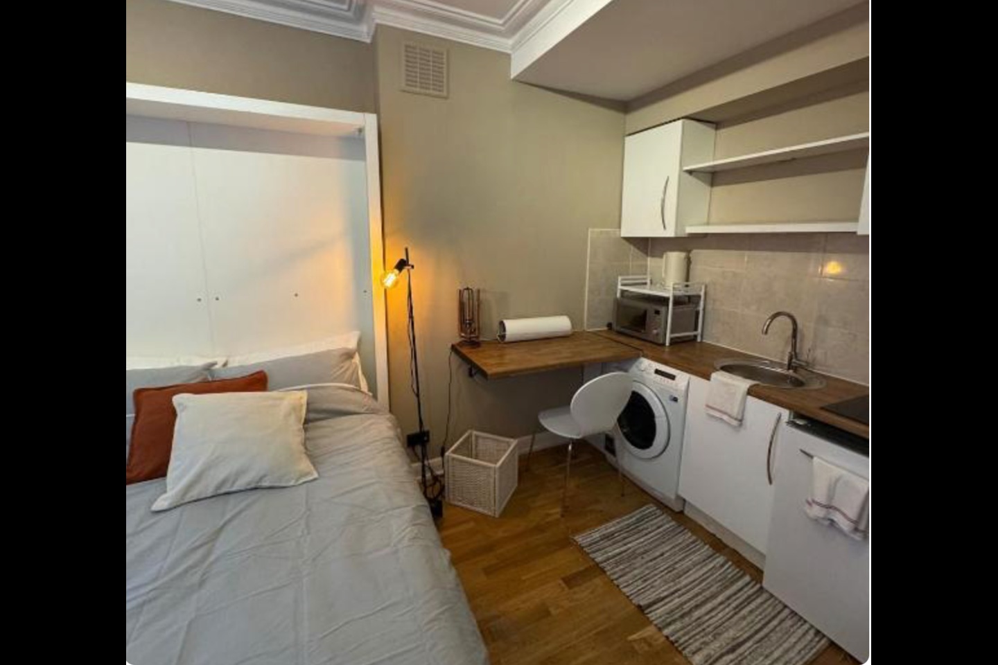 Studio Flat, Aylesford St, SW1V photo 3
