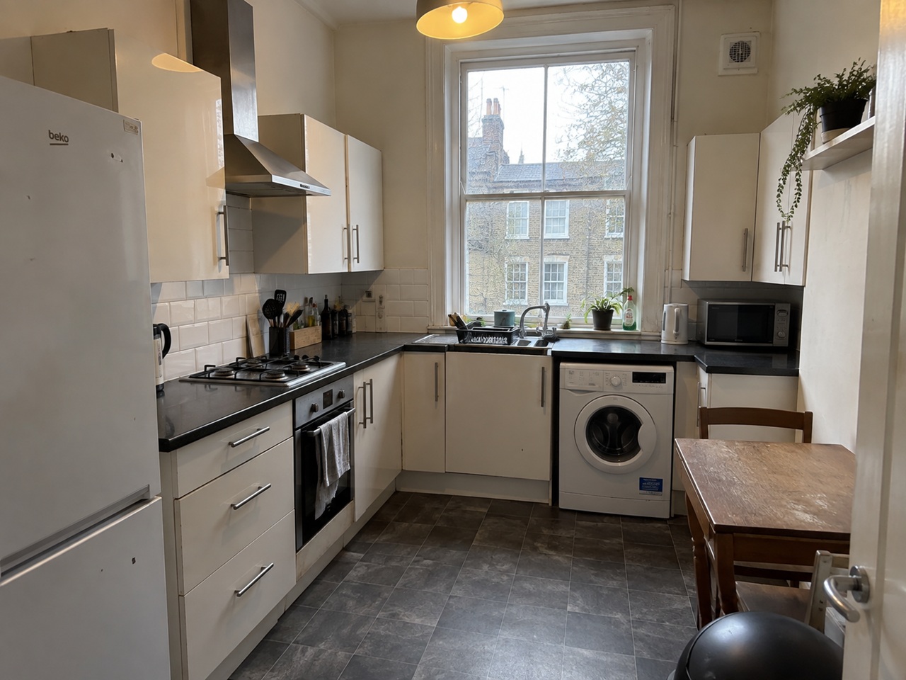 5 Bed Flat, St John Street, EC1V