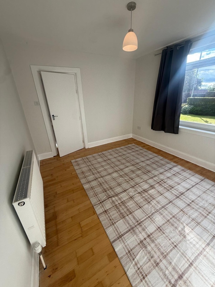3 Bed Flat, Merchiston Gardens, EH10 photo 3
