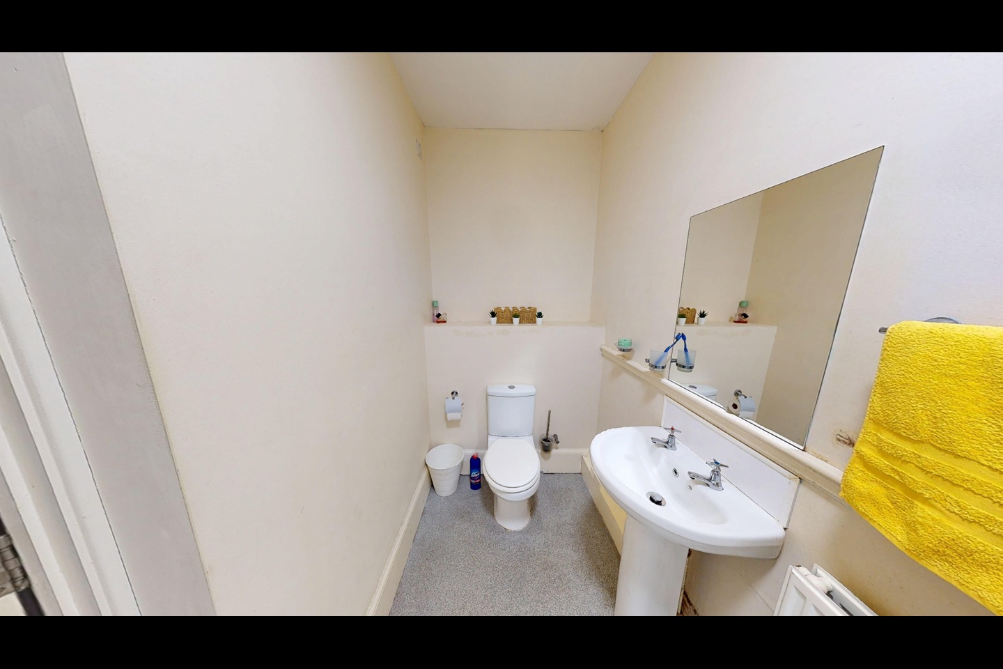 Studio Flat, Cornwall St, B3 photo 2