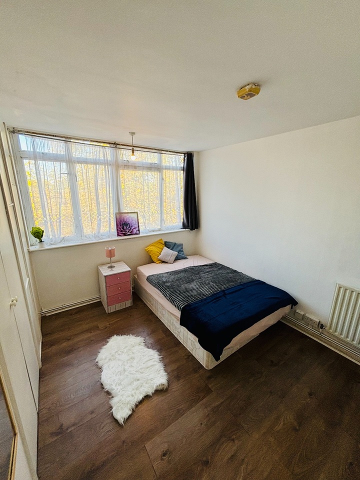 Room in a Shared Flat, Stunning Double Room In Maida Vale/P, W9