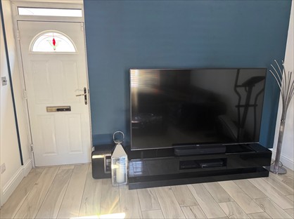 Room in a Shared House, Lower Court Road, KT19