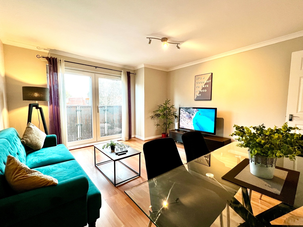 2 Bed Flat, Craighall Road, G4