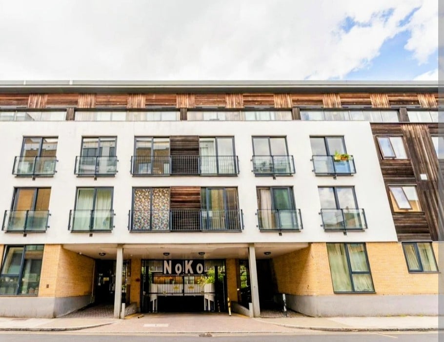 2 Bed Flat, Noko, W10 photo 2