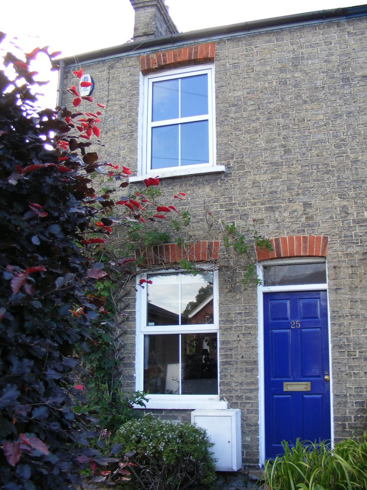3 Bed End Terrace, Fen Road, CB4