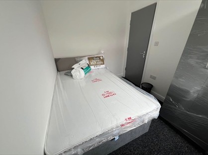 Room in a Shared House, Ruxley Road, ST2