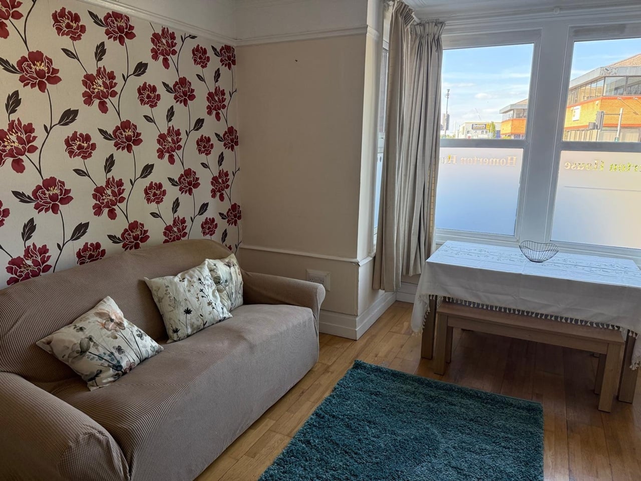 1 Bed Flat, Cherry Hinton Road, CB1 photo 2