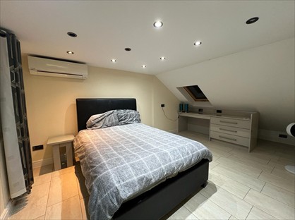 2 Bed Maisonette, Beehive Lane, IG1