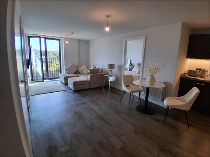 2 Bed Flat, Princes Wharf, L5